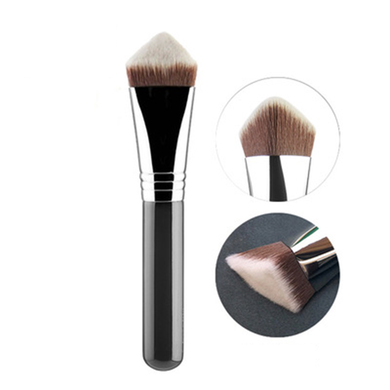 High Quality Makeup Kabuki Fou - Luxury Skincare And Makeup Brands recensione e prezzo