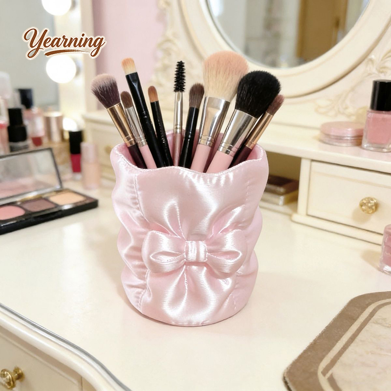 Luxury Round Bow Silk Makeup B - Luxury Skincare Containers recensione e prezzo