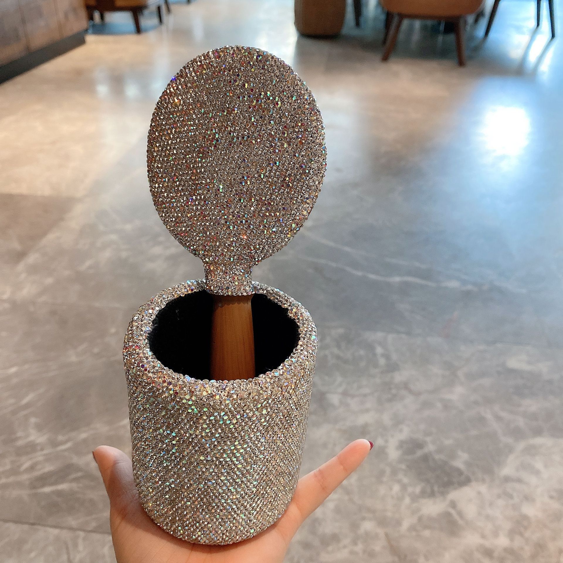 Luxury Rhinestone Cosmetic Bru - Luxury Skincare And Makeup Brands recensione e prezzo
