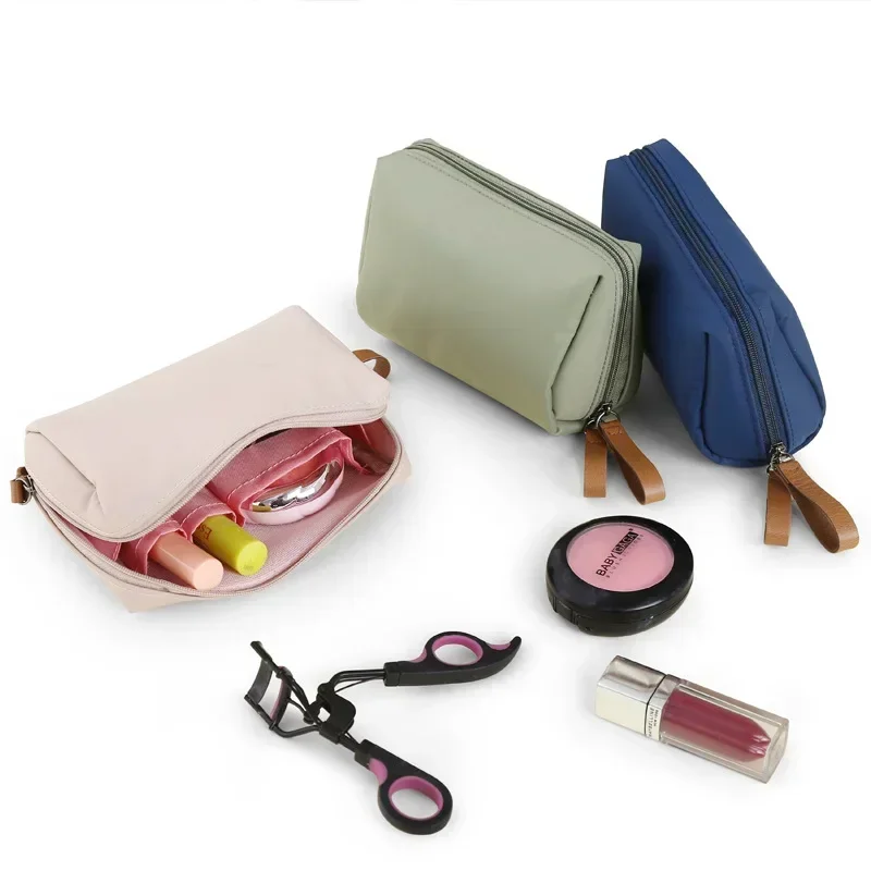 New Simple Women Cosmetic Bag  - Luxury Skincare Women recensione e prezzo