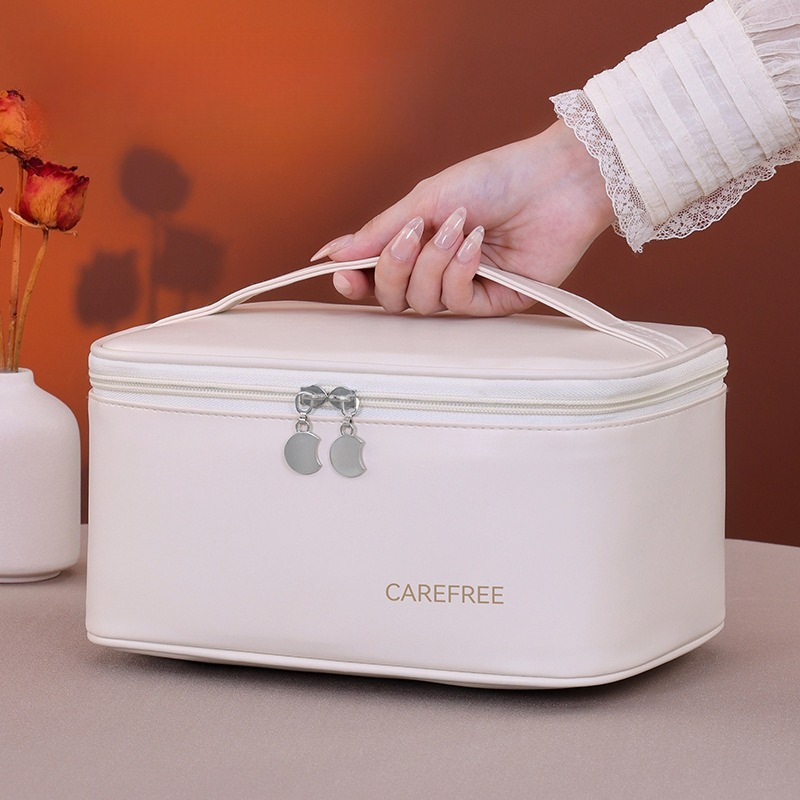 Luxury PU Makeup Bag for Women - Luxury Skincare Women recensione e prezzo