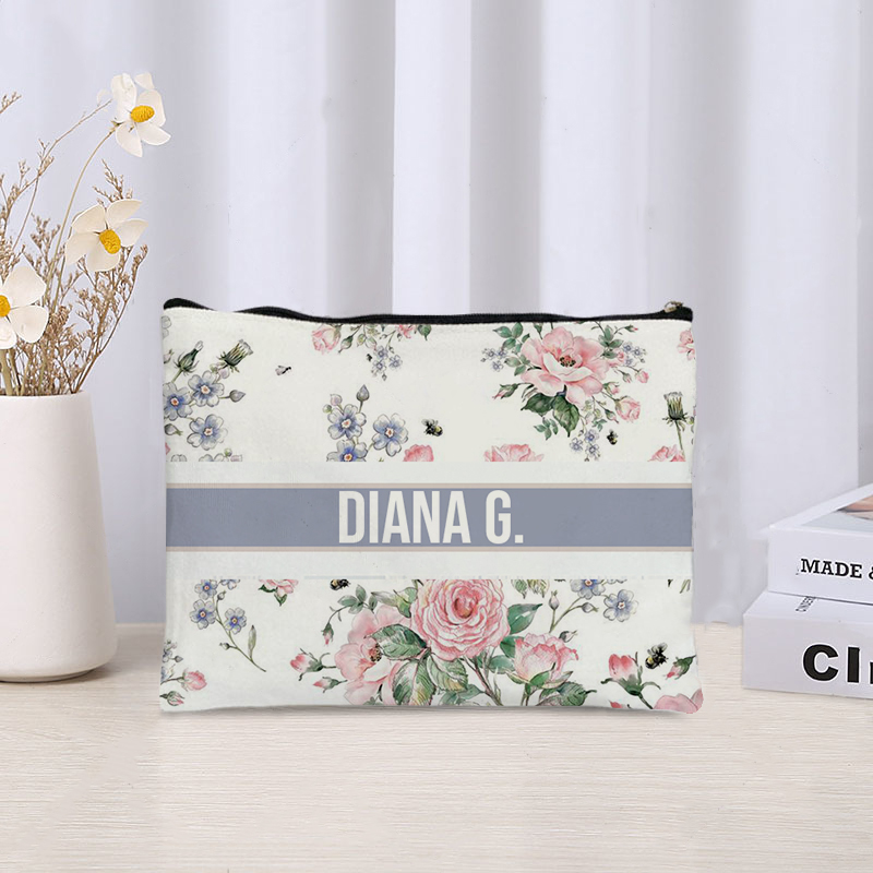 Custom Makeup Bag Trendy Canva - Luxury Skincare And Makeup Brands recensione e prezzo