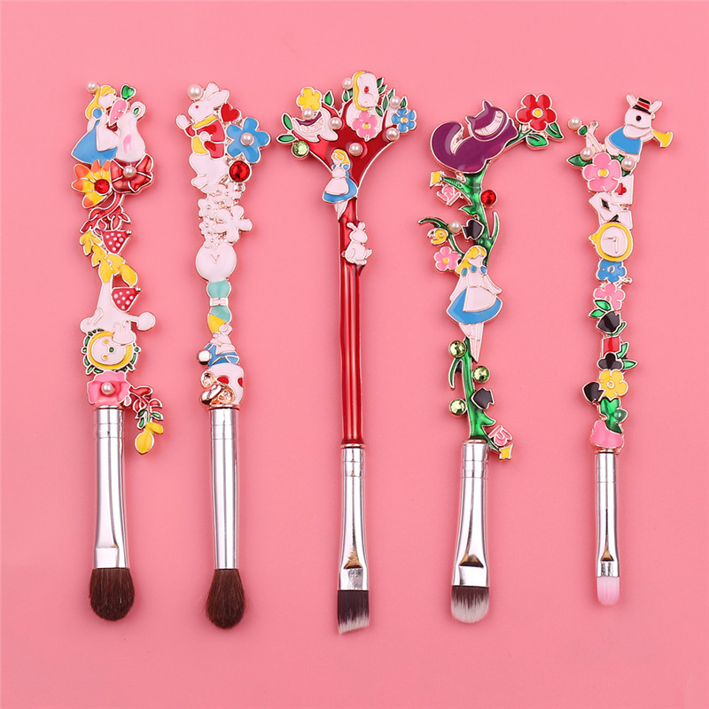 Luxury 5PCS/SET Makeup Brushes - Luxury Skincare And Makeup Brands recensione e prezzo