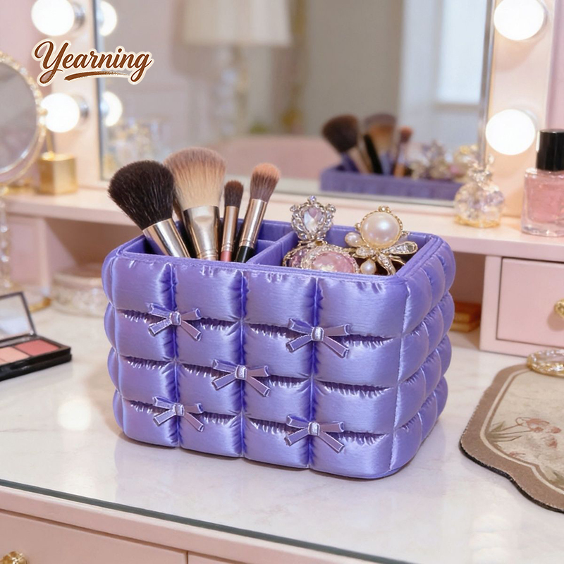 Aesthetic Bow Luxury Desktop M - Luxury Skincare And Makeup Brands recensione e prezzo