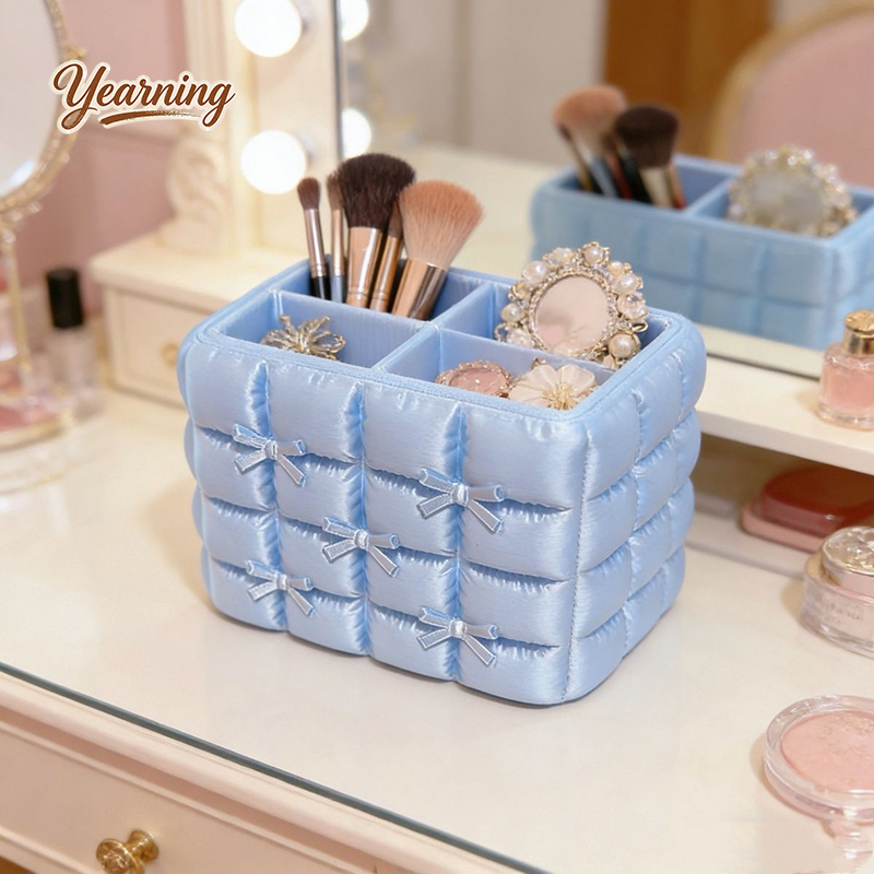 Aesthetic Bow Luxury Desktop M - Luxury Skincare And Makeup Brands recensione e prezzo