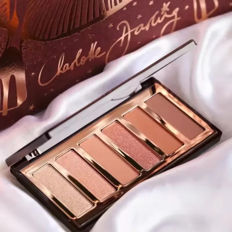 Luxury Charlotte Tilbury Brand - Luxury Skincare And Makeup Brands recensione e prezzo